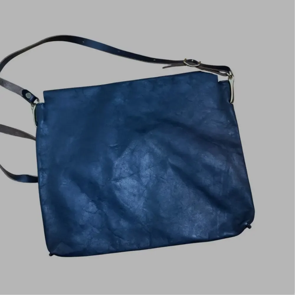 Form Function Form The Nickel Bag in Black